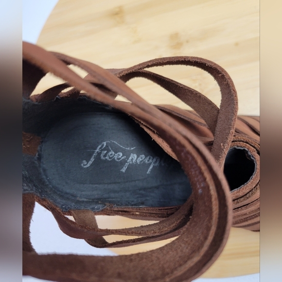 Free People Hybrid Strappy Leather Women’s Ankle Bootie in Tan Size 6.5 - Picture 12 of 12